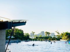 -上海滴水湖皇冠假日酒店