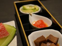 -铭牛烧肉·和牛海鲜自助(高新月牙湖店)