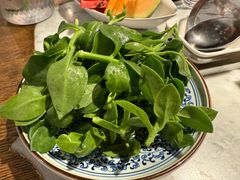 -尚尚仙·酸汤猪手·猪肚鸡火锅(华联万柳购物中心店)