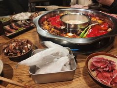 -周幺妹重庆老火锅(银泰城总店)