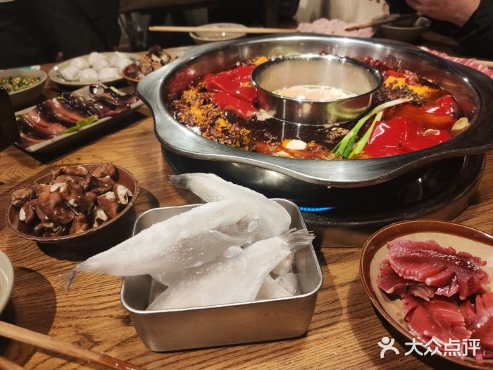 周幺妹重庆老火锅(银泰城总店)图片