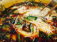 -乐山第一家临江鳝丝(茶坊路店)