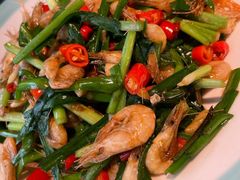 韭菜炒河虾-鸽子侯·家宴·平价海鲜(市图书馆店)
