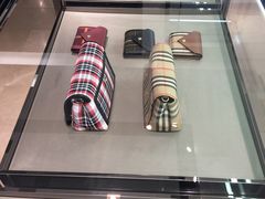 -BURBERRY(上海港汇恒隆广场店)