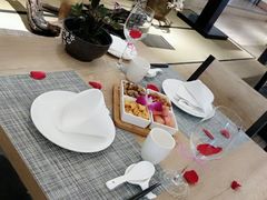 -乐领拈花溪·林涧食韵