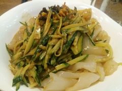 摇滚拉皮-盛京辽菜小馆(龙之梦购物中心店)
