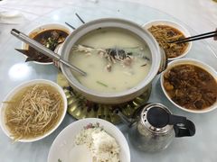 -天乐农家鱼头王(天目湖店)