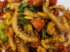 脆椒辣鱿鱼-兴国苑酒店