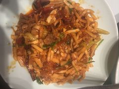 酸萝卜炒肥羊-镜泊小镇(东长安街店)