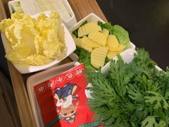 如皋茼蒿菜-左庭右院鲜牛肉火锅(浦江欢乐颂店)