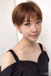 -时尚殿堂明星门店