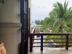 -亚龙湾喜来登·美景台大堂吧