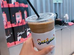 蹦迪波波球-Seesaw Coffee(环贸iapm店)