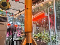 -何师烧烤·小龙虾·江湖川菜·精酿啤酒(成温店)