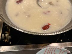 -捞王锅物料理(上海世茂广场店)