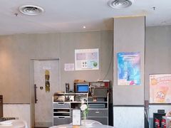 -必胜客(漕宝路店)