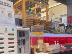 -肥汁米蘭香港米线(长宁来福士店)