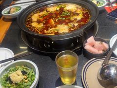 -小饕荟雅安贡椒鱼鲜馆(广福桥店)