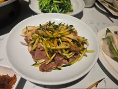 -关东小磨东北菜(漕河泾印象城店)