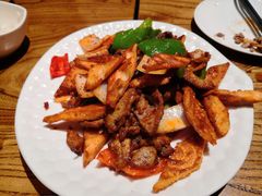 烤肉炒馕-阿里家·新疆烤肉酒場 by MIG