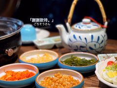 -明洞阿姨·韩式酱蟹烤肉·创意料理(三元桥店)
