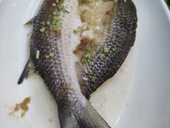 酸梅汁蒸乌鱼-金华安大酒楼·老牌潮菜·粤式茶点(东方国际店)