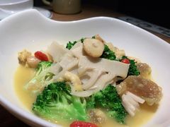 西兰花浸春笋-太二酸菜鱼(深圳布吉万象汇店)