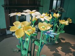 -Nathalie Djurberg与Hans Berg“牛皮纸包裹的月亮”-Prada荣宅当季展览