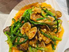 -肥肥虾庄·金牌油焖大虾(首义路店)