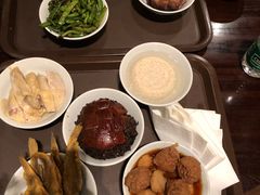 -咸亨酒店•非遗绍兴菜•中华老字号(堂吃餐厅)