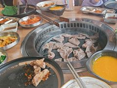 -香猪坊韩国烤肉专属门店(魏公村店)