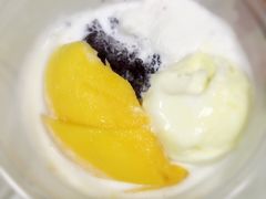 小团圆甜品精选-小团圆糖水铺(襄阳南路店)