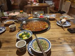 -旧街市鲜货老火锅(大光路店)