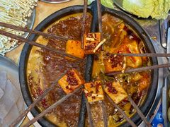 -钱摊摊安顺夺夺粉火锅(宏大广场店)