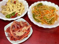 -金杨拉面王小吃面馆·牛三宝面·红烧牛肉粉