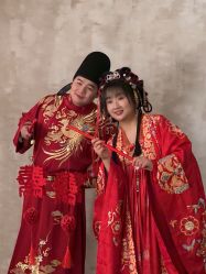 -雪中彩影婚纱摄影·微光艺术中心