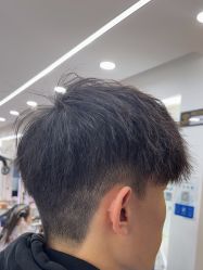 -首艺美发