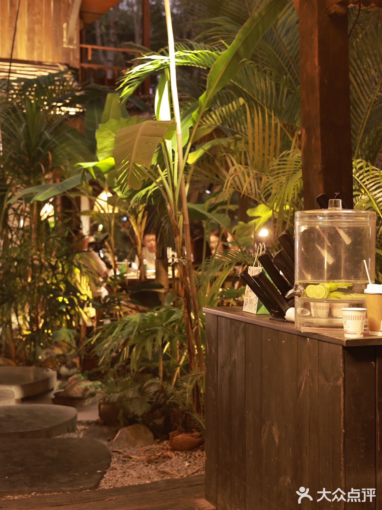 西双版纳 | 一秒穿越东南亚的宝藏餐厅🍽️