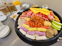 -豚妈妈汤饭·部队锅(南京东路店)