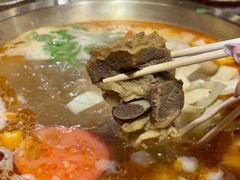 -顶顶汤火牛排火锅·经典铜锅涮肉