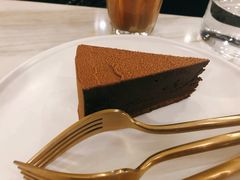 黑巧克力蛋糕-大酉·M Coffee(北京美术馆店)