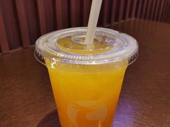 -瑞幸咖啡(江汉路中山大道店)