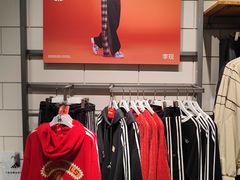 -百盛(万象城店)