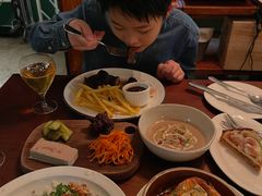 -羽深肉铺 Steak & Wine
