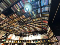 -钟书阁(松江泰晤士小镇店)