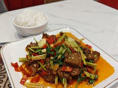 小炒黄牛肉-钟记陕南菜·煎锅鱼(红专南路店)