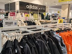 -BIGOFFS 超级折扣(仁恒伊势丹店)