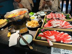 -湊湊火锅·茶憩(新中关购物中心店)