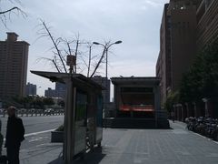 -苏宁电器广场·停车场