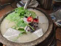 巴马石磨黑豆腐-桂小厨广西菜(桂林万象城店)